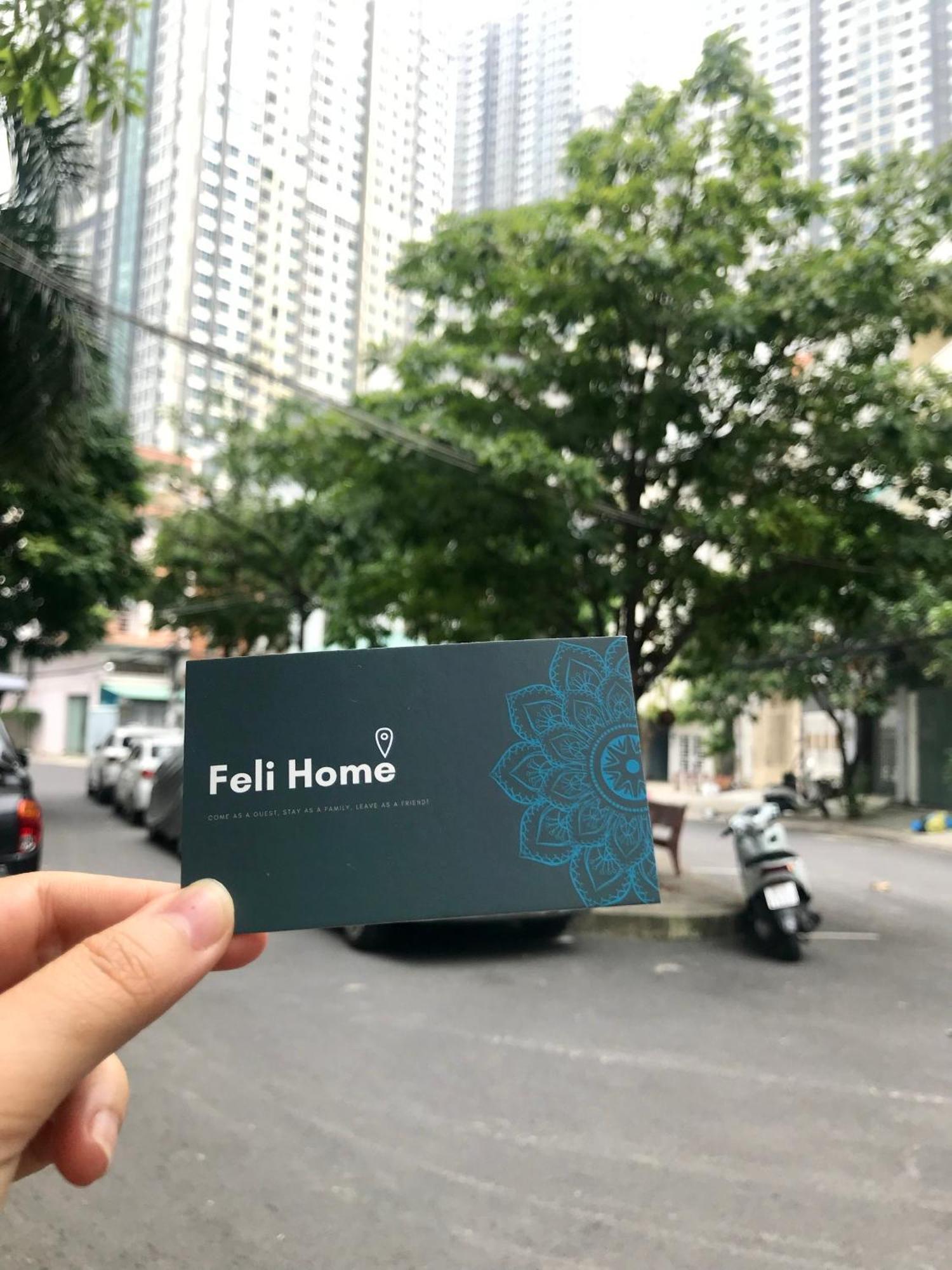 Feli - Close To Landmark 81